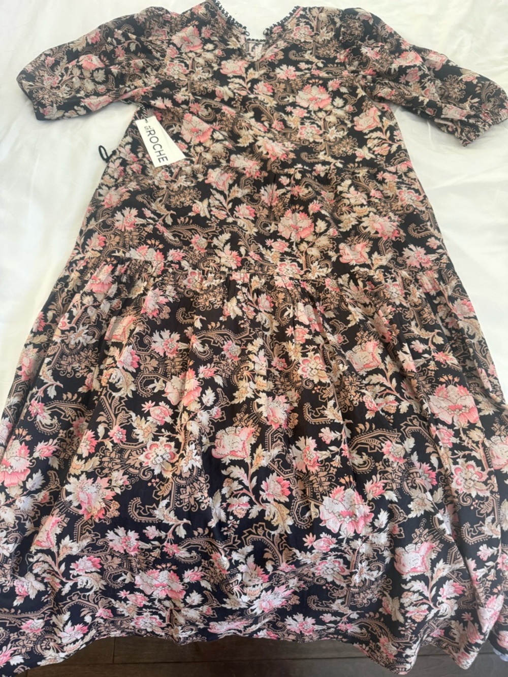 Roche Floral Midi Dress in Black and Pink
